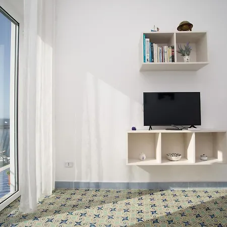 With A Sea View Appartement Capri