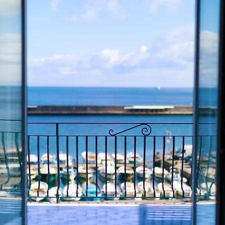 With A Sea View Appartement