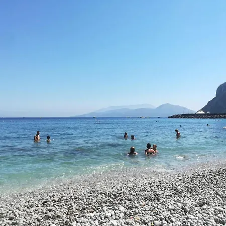 Appartement With A Sea View Capri